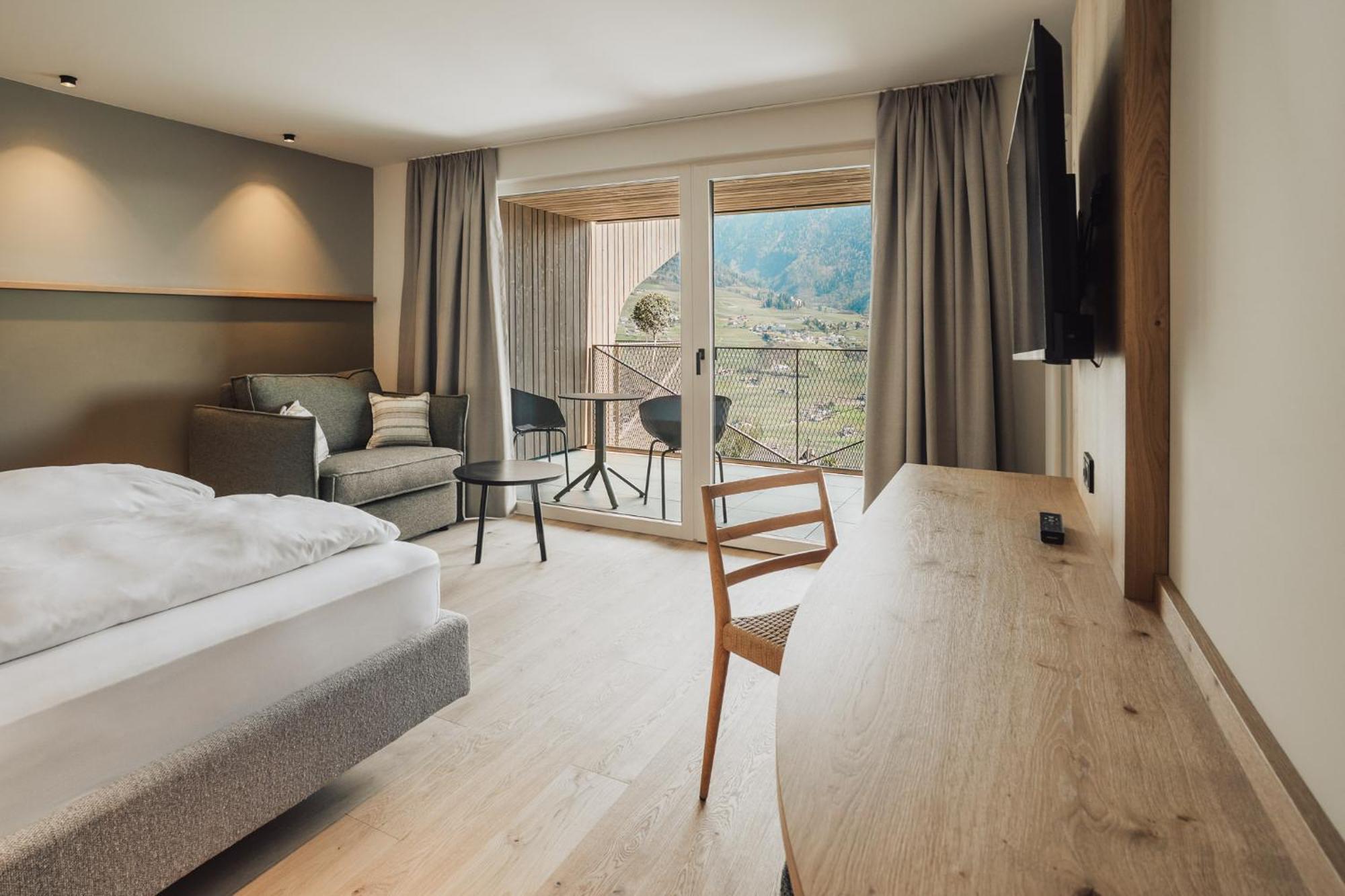Hotel Lisetta Tirolo Esterno foto