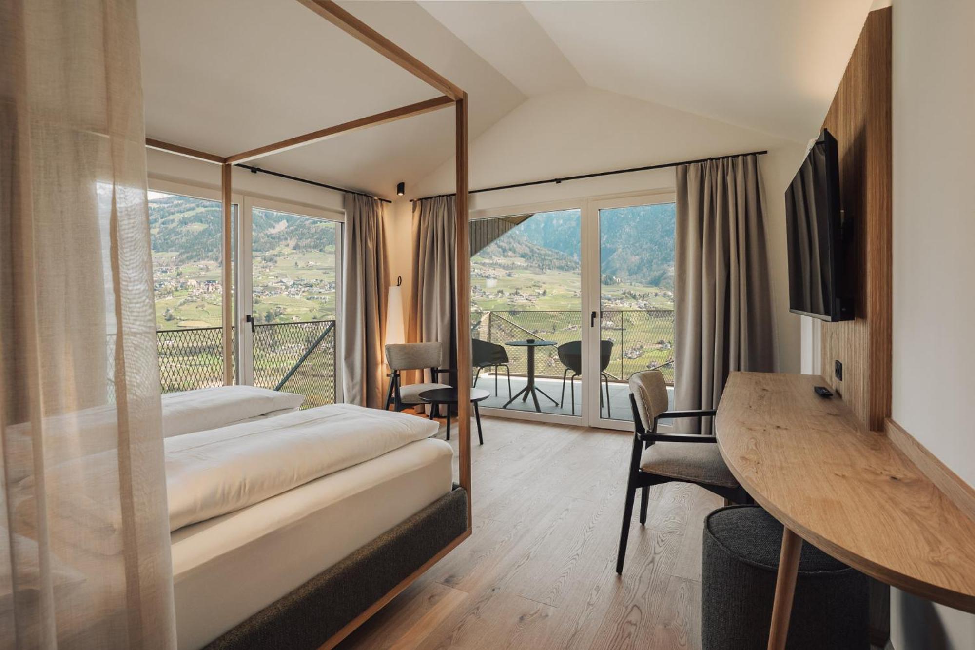 Hotel Lisetta Tirolo Esterno foto