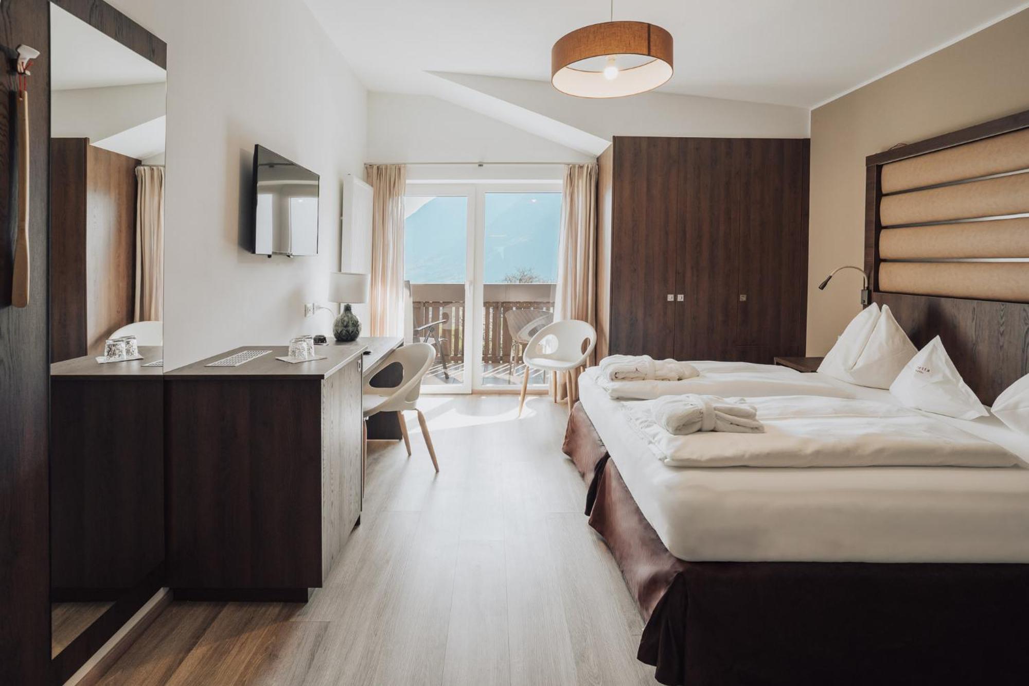 Hotel Lisetta Tirolo Esterno foto