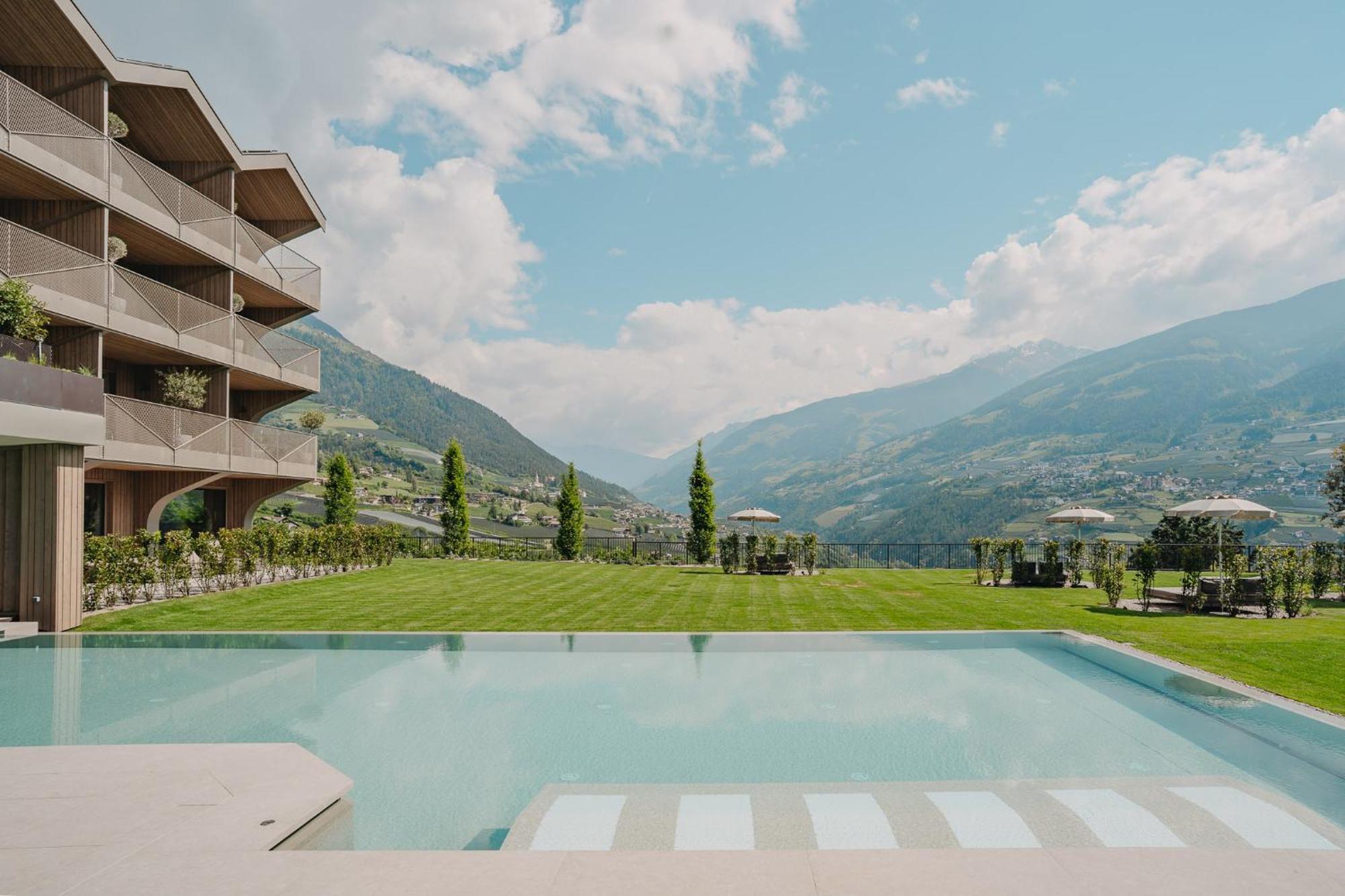 Hotel Lisetta Tirolo Esterno foto